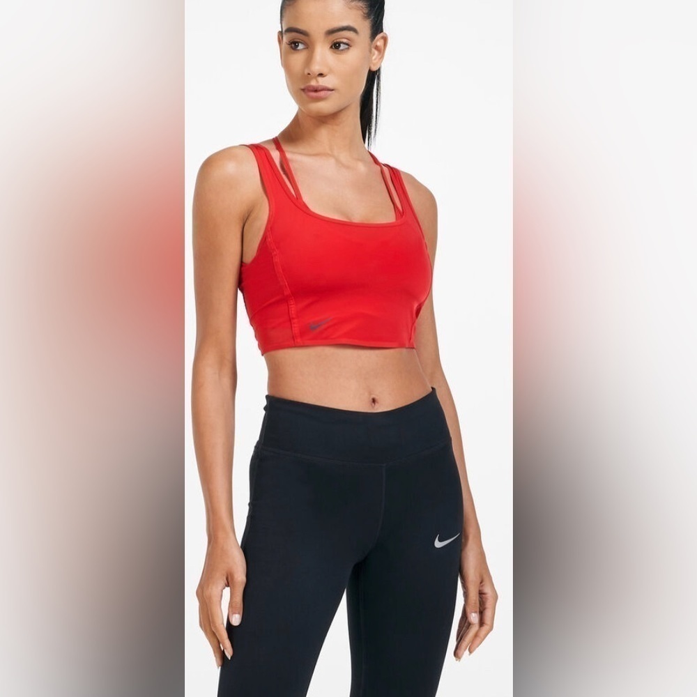 Nwot Nike Size XS City Ready Sports Bra